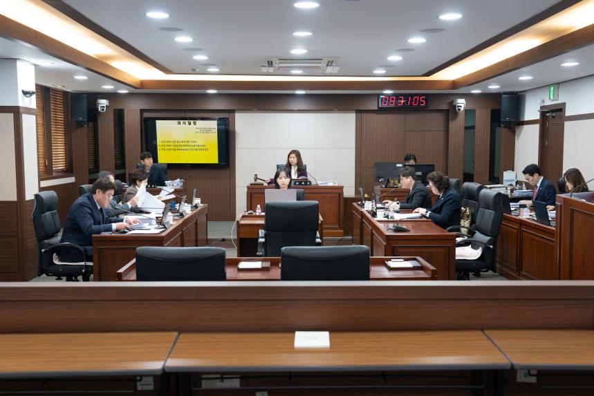 제185회 포천시의회 임시회 제2차 운영위원회 및 조례등심사특별위원회