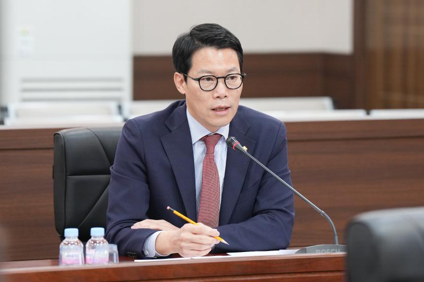 제185회 포천시의회 임시회 제2차 운영위원회 및 조례등심사특별위원회 - 3