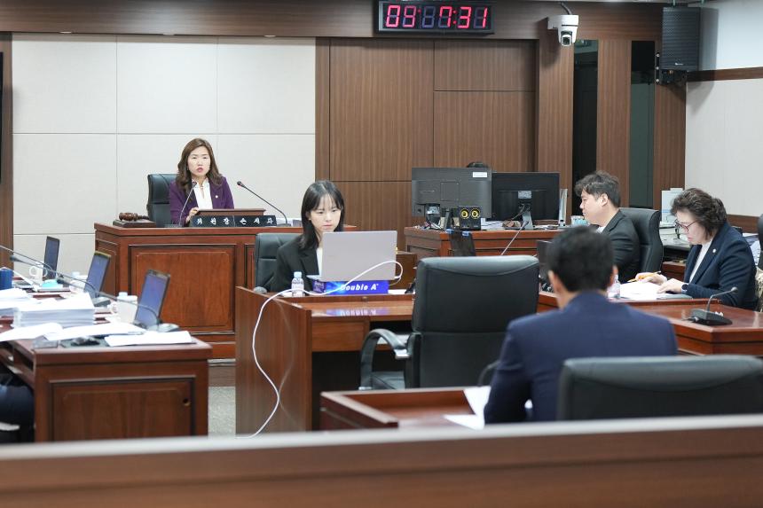 제185회 포천시의회 임시회 제2차 운영위원회 및 조례등심사특별위원회 - 6