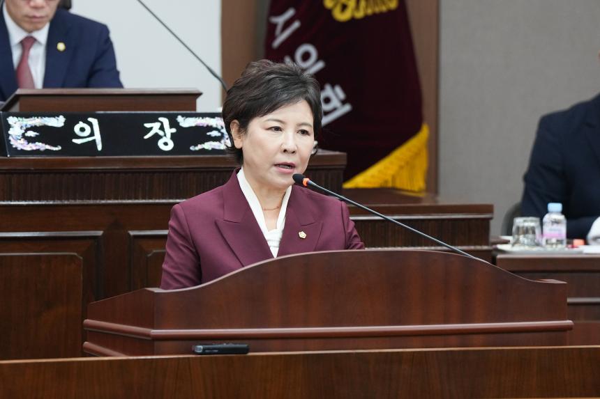 제185회 포천시의회 임시회 제1차 본회의 - 5