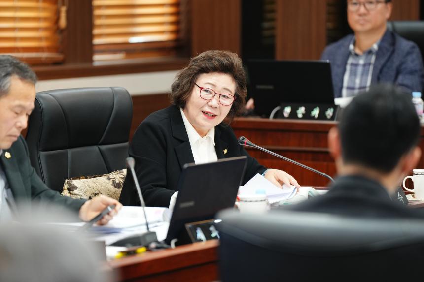 제186회 포천시의회 제1차 정례회 행정사무감사특별위원회 5일차 - 6