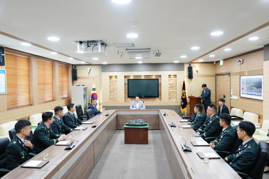 6.25자원봉사자 표창장 수여식 - 24