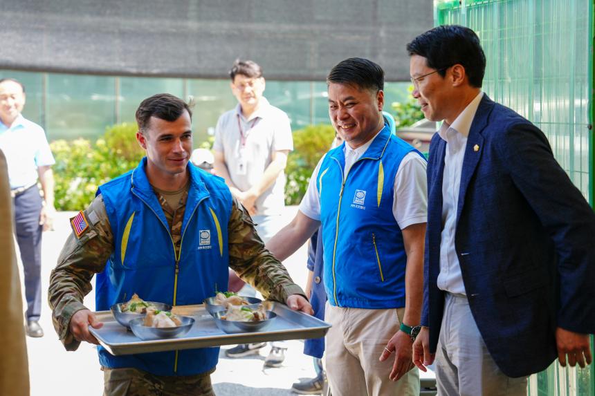 피플투피플 봉사단체 영평1리 마을회관 주민화합 점심봉사 - 5