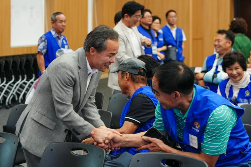 광복80주년 기념 태극기 행사 및 한마음 연찬회 - 4