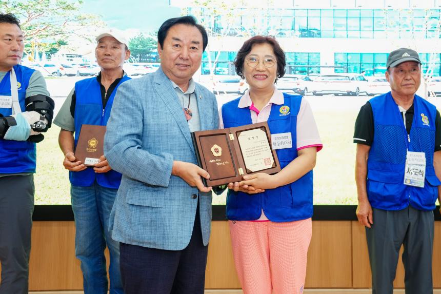 광복80주년 기념 태극기 행사 및 한마음 연찬회 - 49