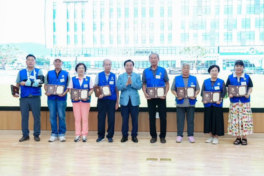 광복80주년 기념 태극기 행사 및 한마음 연찬회 - 55