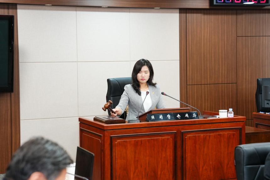 의원연구단체 운영심의위원회 - 2