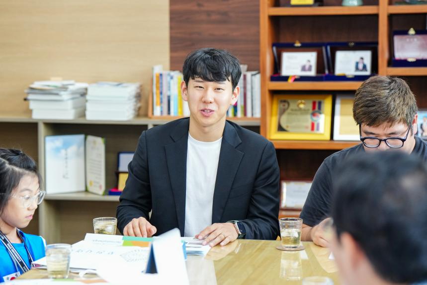 포천 가산초교 포천시의회 견학방문 1 - 23