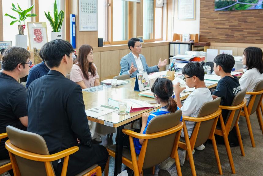 포천 가산초교 포천시의회 견학방문 1 - 24