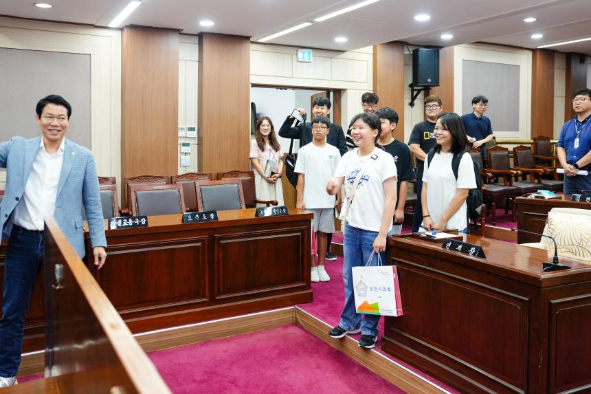 포천 가산초교 포천시의회 견학방문 1 - 27