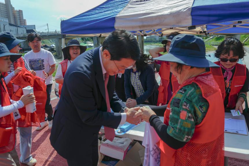 신읍5일장 복지사각지대 발굴 캠페인 - 4