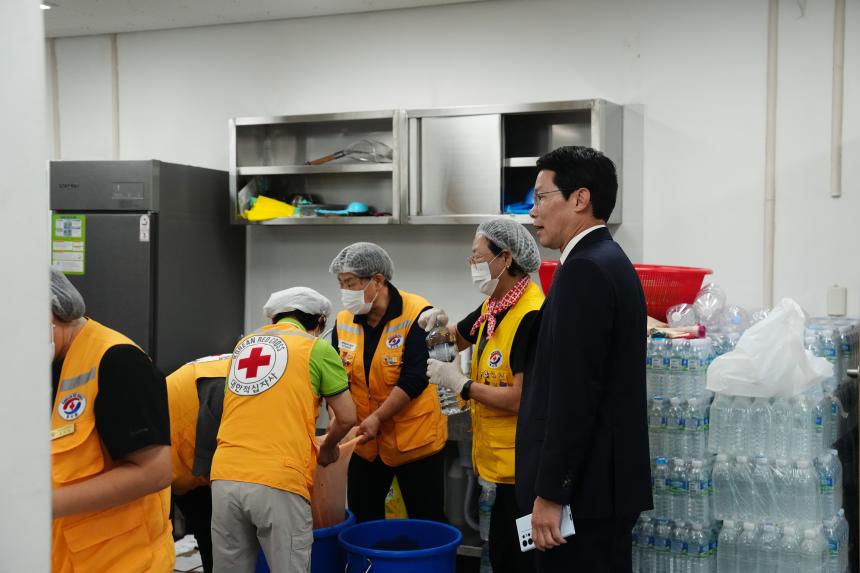 국제라이온스협회 354-H지구 2025-2026 7지역 추석맞이 쌀 나눔 봉사 - 1