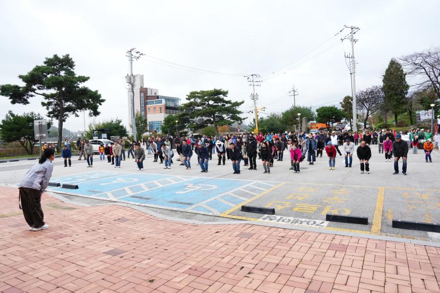 군내면 반월산 둘레길 걷기대회 - 20