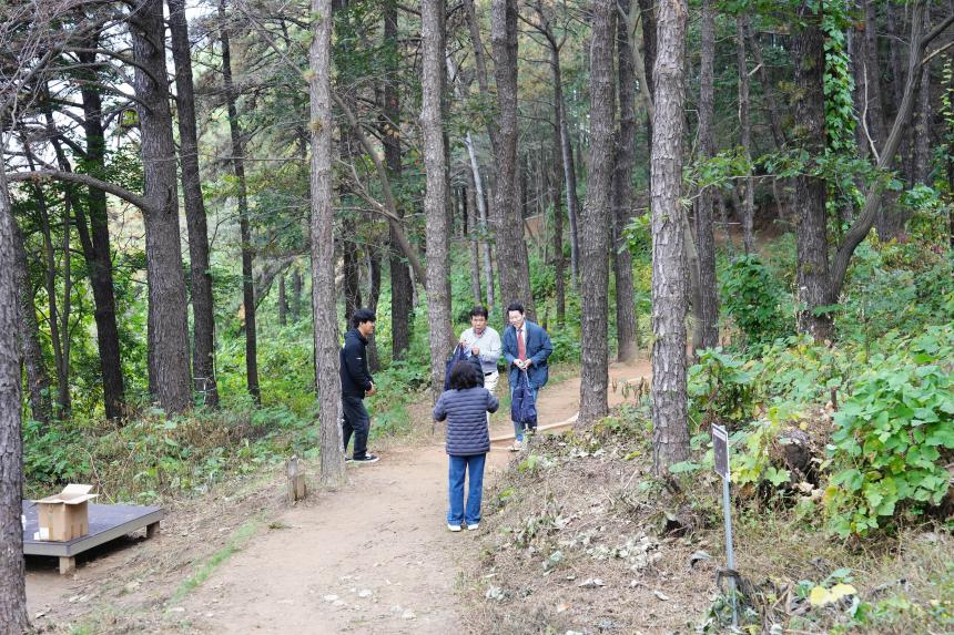 군내면 반월산 둘레길 걷기대회 - 38