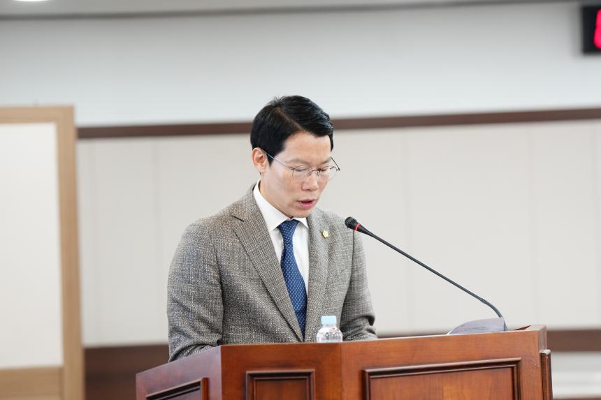 제188회임시회 운영위원회 및 조례등심사특위 - 4