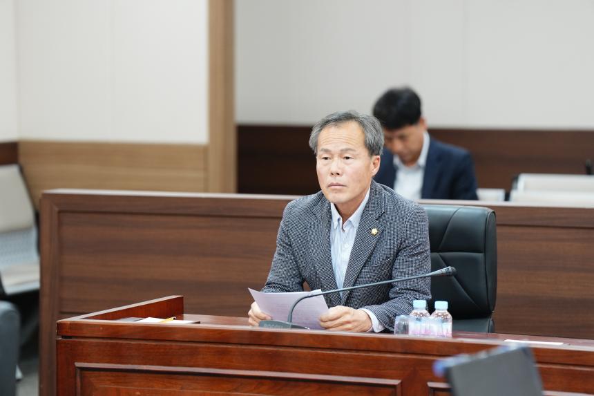 제188회임시회 운영위원회 및 조례등심사특위 - 26