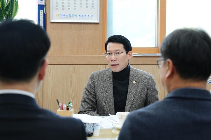 신규자 및 인사발령 임용장 수여식 - 24