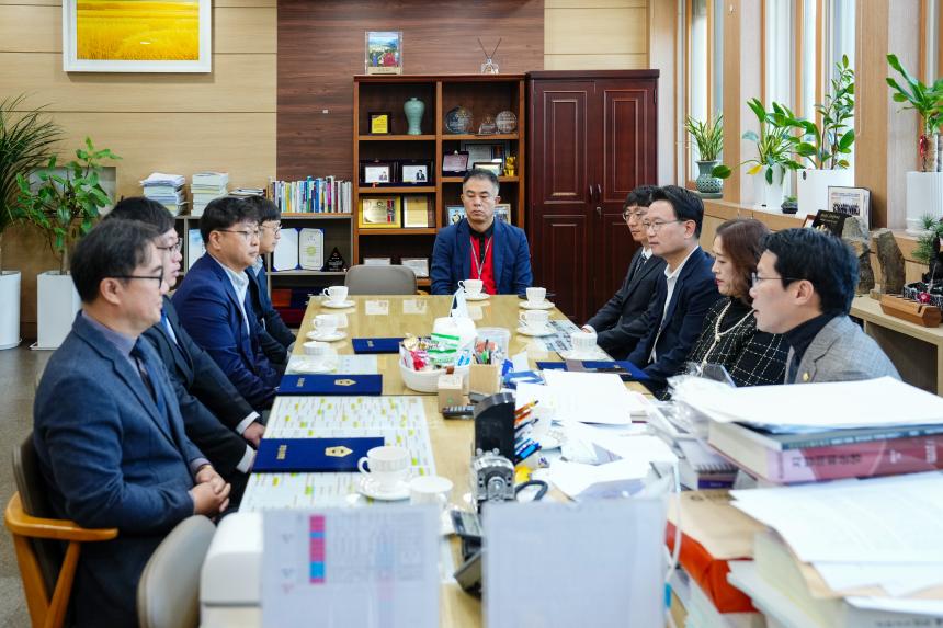 신규자 및 인사발령 임용장 수여식 - 25