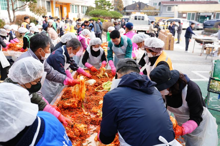 2025 포천동 사랑의 김장나누기 행사 - 64