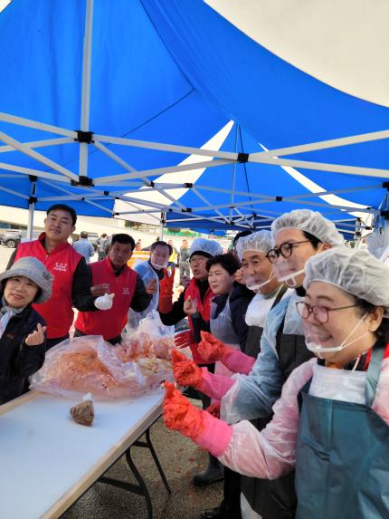 2025 포천시 사랑나눔 연합 김장봉사 - 40