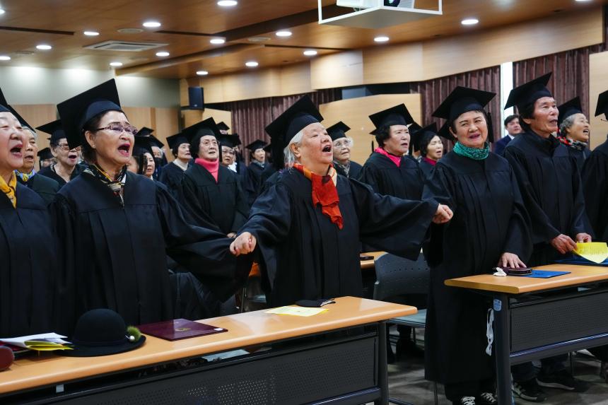 제20회 소흘노인대학 졸업식 - 43
