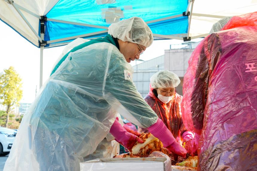 북한이탈주민 사랑의 김장나눔 행사 - 17