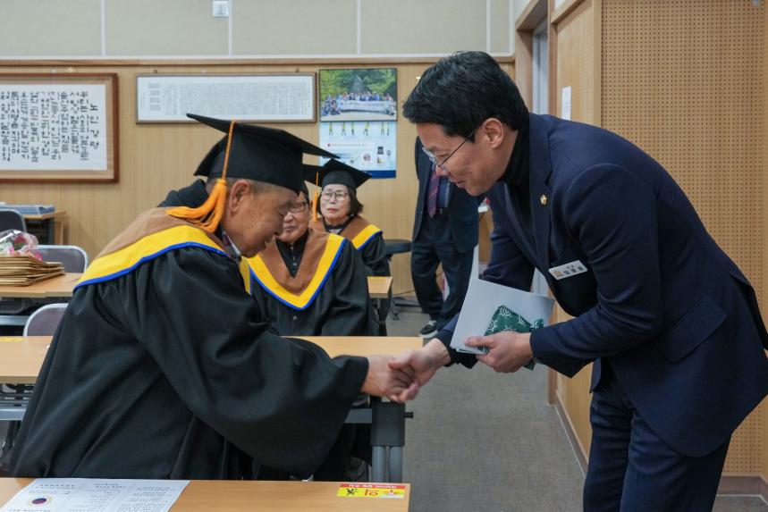 제2회 포천노인대학원 졸업식