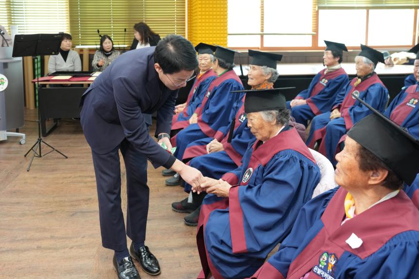 창수면 2025 은빛아카데미 수료식 - 8