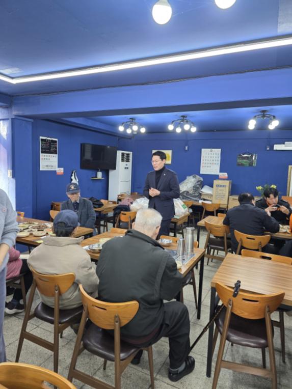 6.25 참전 어르신 식사대접 - 8