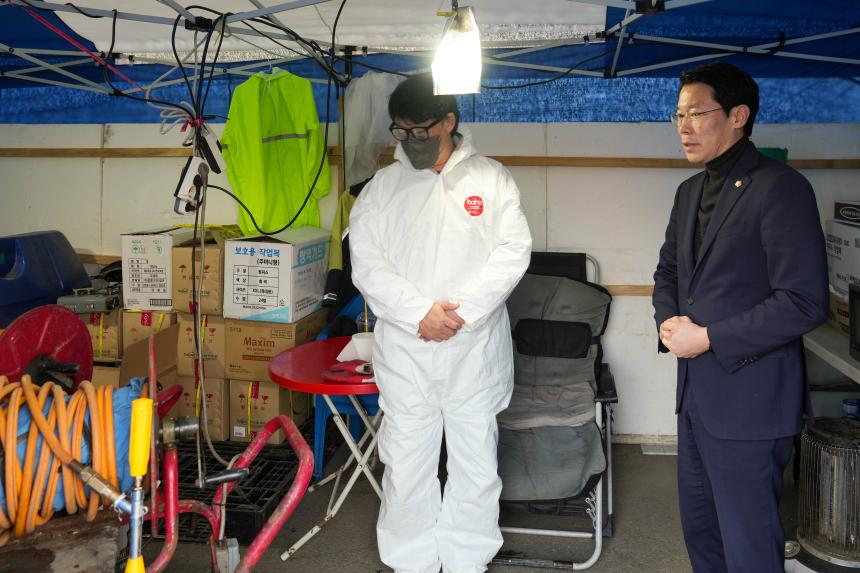 가축방역 거점소독초소 방문 격려인사 - 3