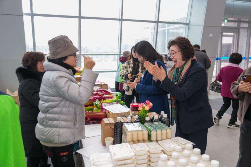 포천노인복지센터 제21회 우리가 함께 만드는 따뜻한 나눔축제 - 24