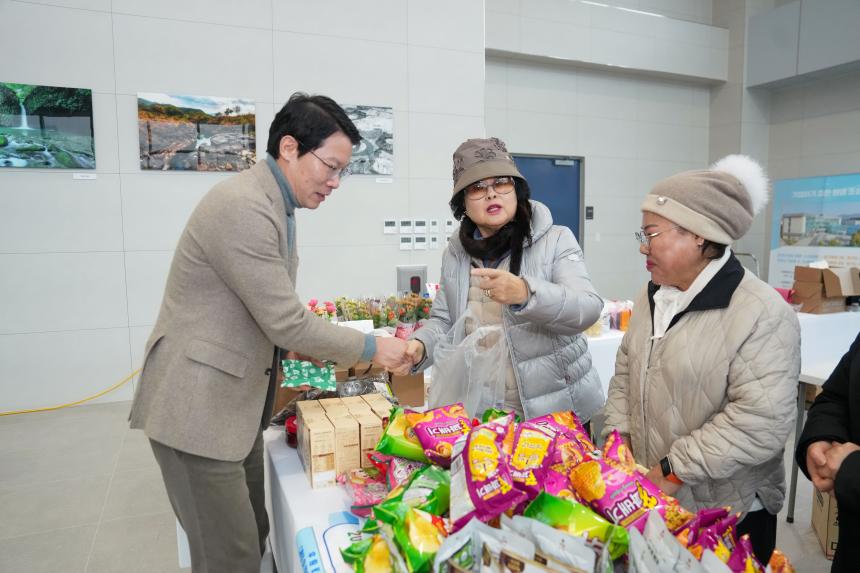 포천노인복지센터 제21회 우리가 함께 만드는 따뜻한 나눔축제 - 36