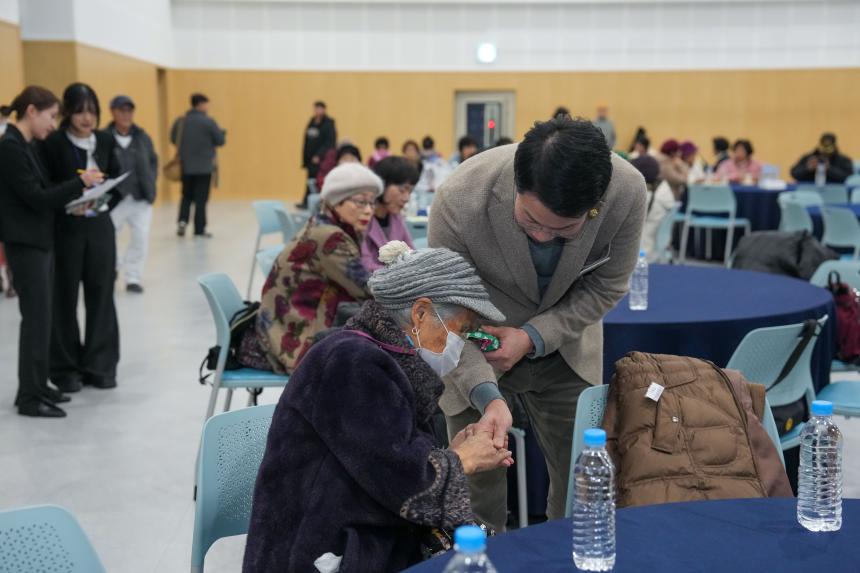 포천노인복지센터 제21회 우리가 함께 만드는 따뜻한 나눔축제 - 40