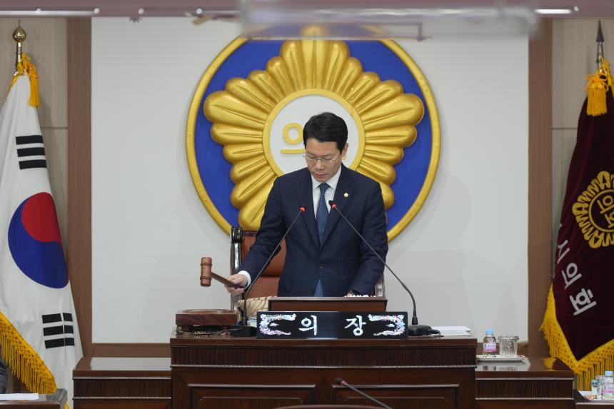 제190회임시회 제1차운영위 및 본회의 - 12