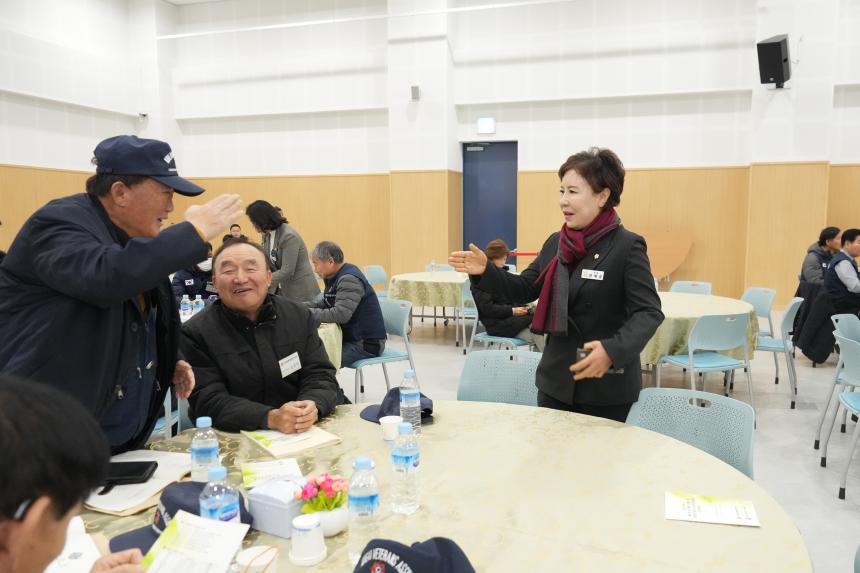 포천시재향군인회 제63차 정기총회 기념식 및 제13 14대 여성회장 이취임식 - 15